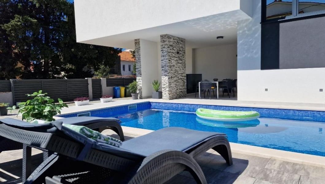 Villa Ema Kastela With Private Heated Pool Exteriör bild