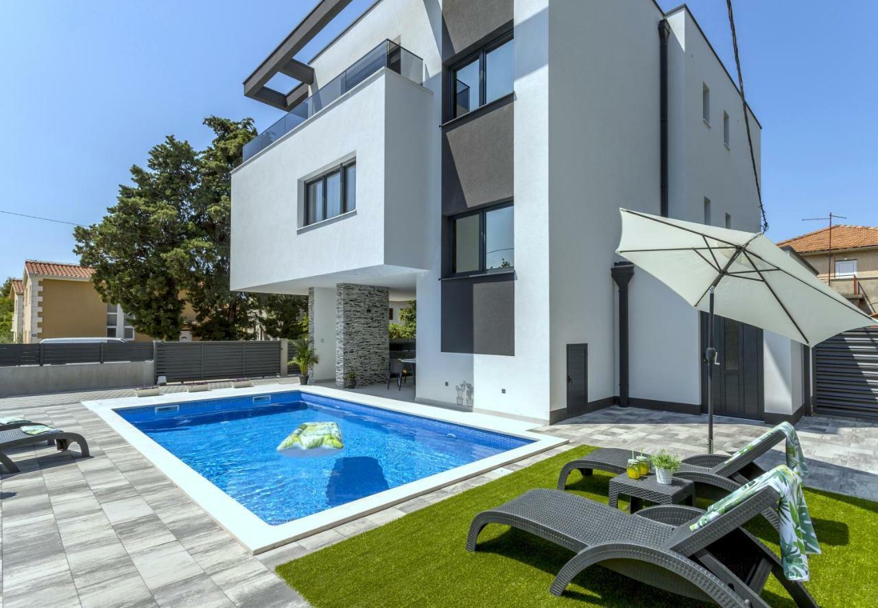 Villa Ema Kastela With Private Heated Pool Exteriör bild